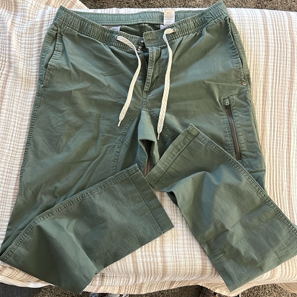 VUORI Joggers Large